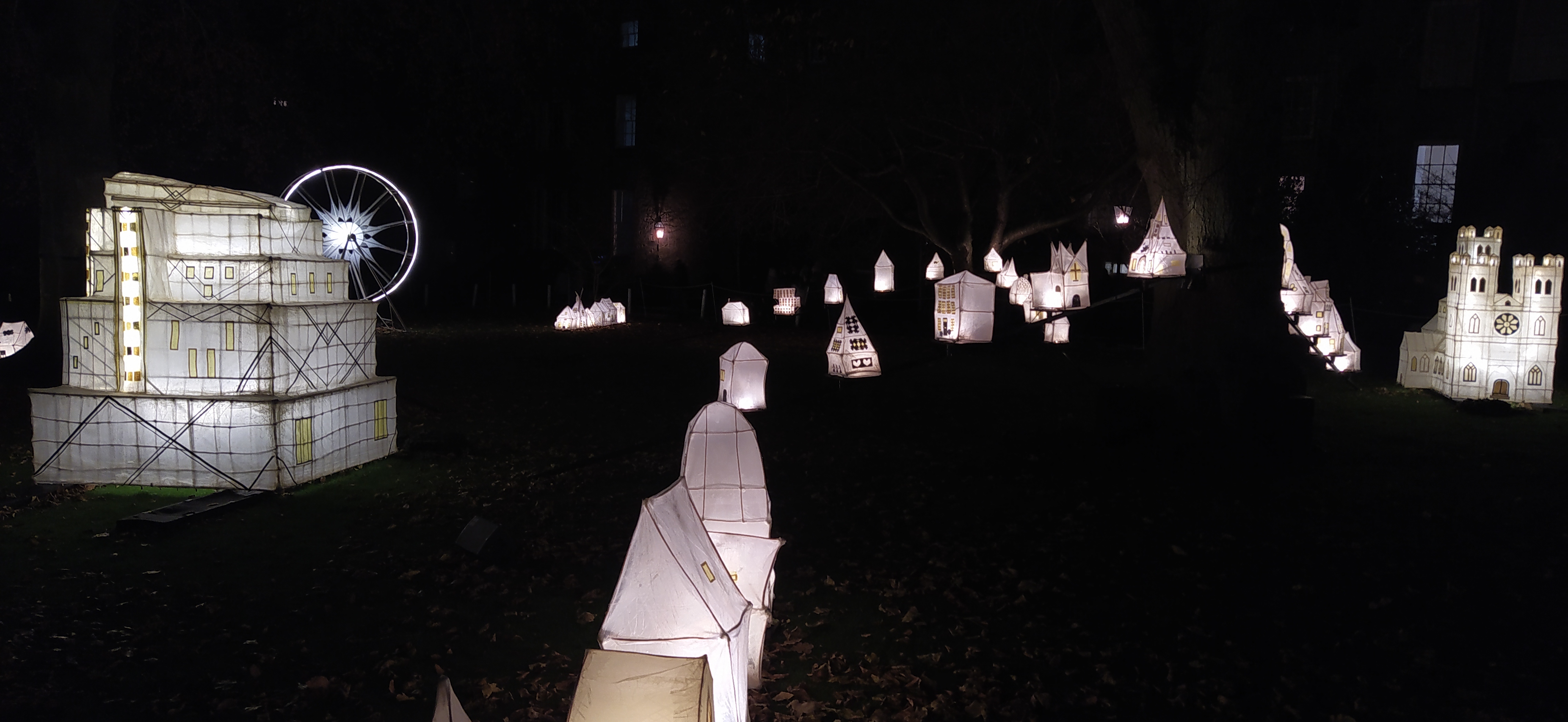 Photo of an installation at Lumiere